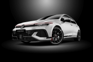 COMPETIZIONE GLOSSY BLACK POL. 8,0X18 5X110 ET30
